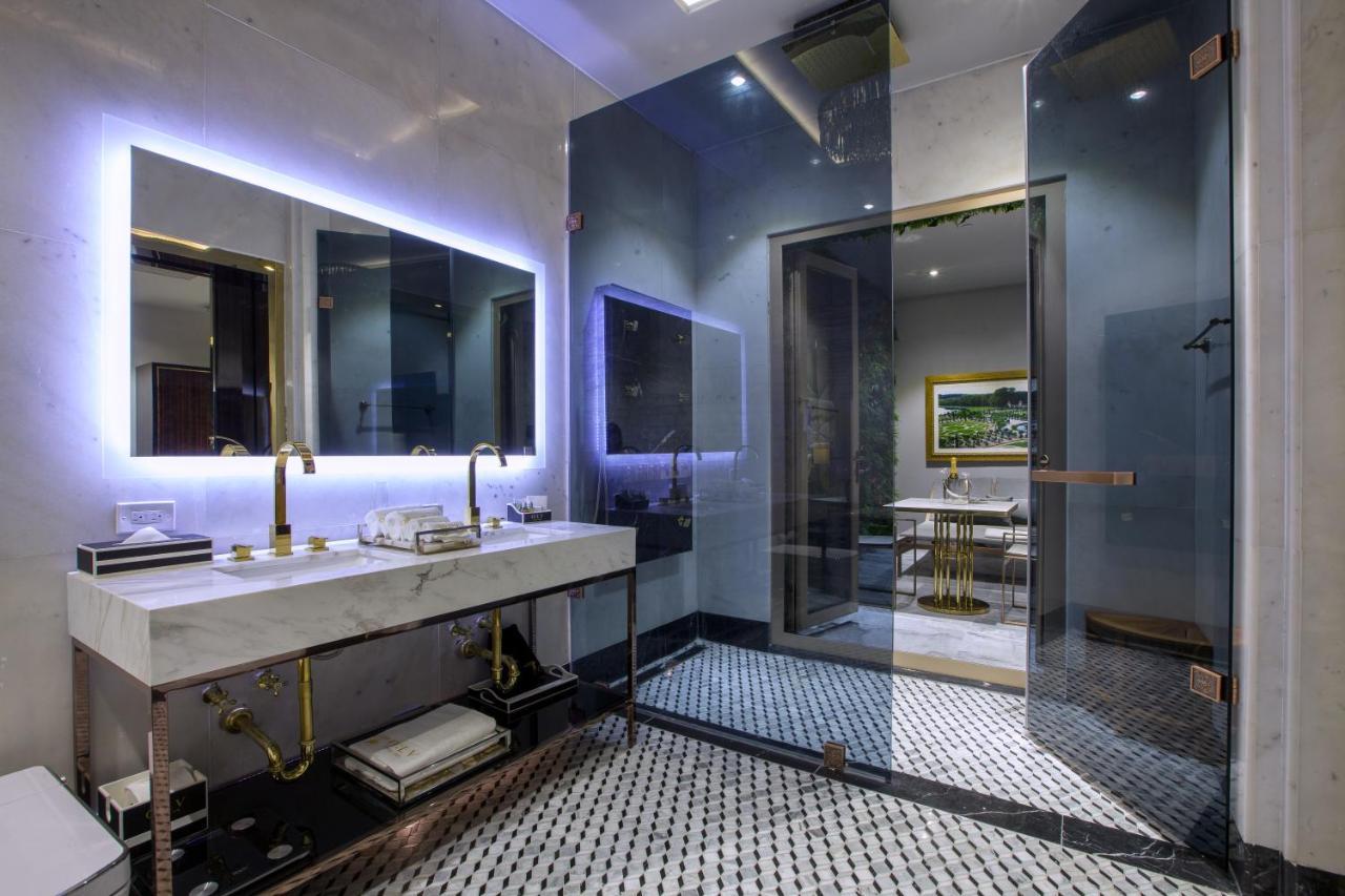 O:Lv Fifty Five Hotel - Adults Only San Juan Exterior photo